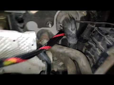 Видео: Протяжка силовой проводки на Mitsubishi lancer 10