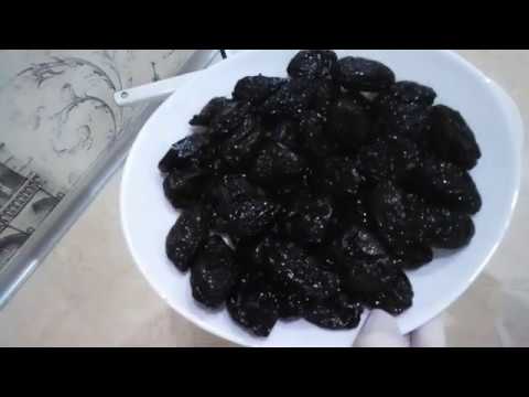 Видео: ЧЕРНОСЛИВ ФАРШИРОВАННЫЙ  ГРЕЦКИМИ ОРЕХАМИ В ВИНЕ !