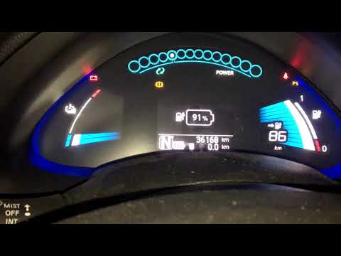 Видео: Ниссан Лиф в Якутске, не едет не включается  в режим ready в -30 после -45