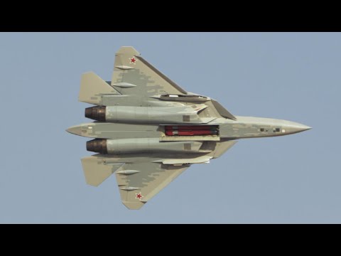 Видео: Су-57 новая окраска! №509 впервые открыл отсек вооружения – Dubai Airshow 2025