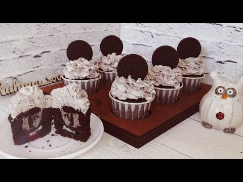 Видео: Шоколадные капкейки OREO, два варианта крема!OREO chocolate cupcakes,two types of cream for them!