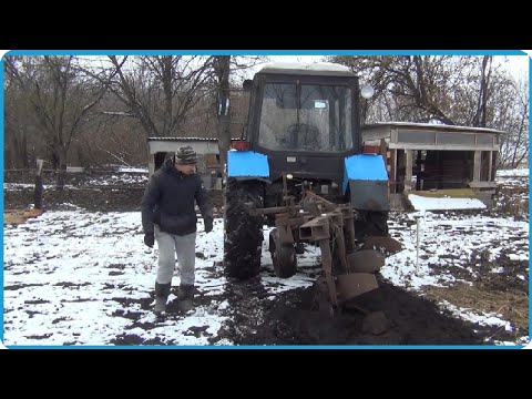 Видео: Я НЕ ТРАКТОРИСТ, Я ПРОСТО КОЛХОЗНИК, ЖИЗНЬ В КУРСКОЙ ДЕРЕВНЕ