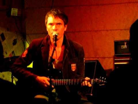 Видео: Теплая Трасса - Товарищ