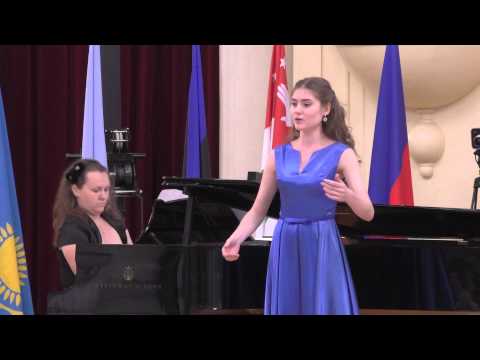 Видео: Эльмира Караханова - Мария Чернова №93 Франсис Пуленк, Дороги любви + Пётр Чайковский, День ли царит