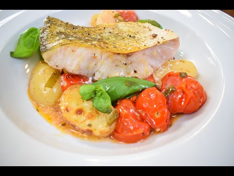 Видео: РЫБА С ГАРНИРОМ В ДУХОВКЕ!!!