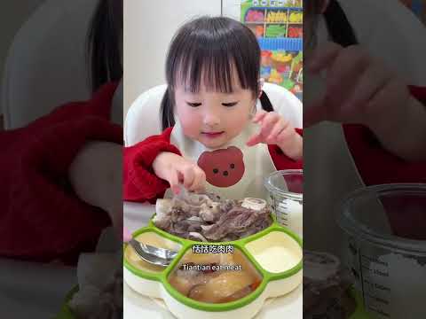 Видео: Сегодняшний обед с сырной костью и куриными бедрами