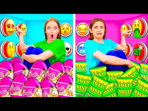 Видео: 1000 Загадочных Кнопок и Только Одна Тебя Спасет | Крутые Творческие Лайфхаки от ChallengeTeen