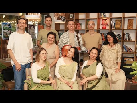 Видео: Ом Намах Шивая - Om Namah Shivaya