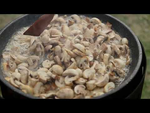 Видео: Жульен на сковороде (Julienne in a pan)