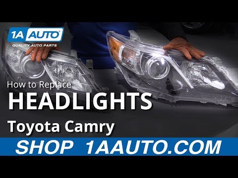 Видео: Как заменить фары в сборе на Toyota Camry 11–17 годов выпуска