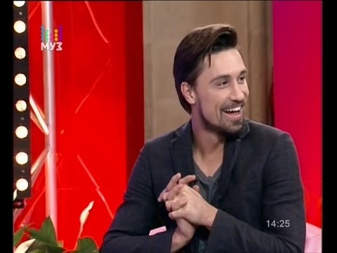 Видео: Дима Билан в Горячей линии МУЗ-ТВ 23-09-2015