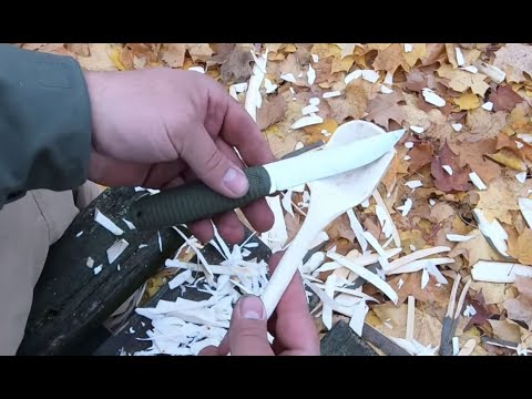 Видео: Вырезаем Ложку - Незаменимый инструмент выживания.