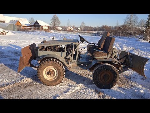 Видео: Самодельный трактор классика, полный привод, гидравлика.  Мосты Уаз, двигатель Ока 2 коробки.