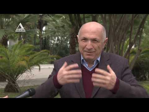 Видео: Специально для Хиблы Герзмава Владимир Зантария перевел мировой хит на абхазский язык