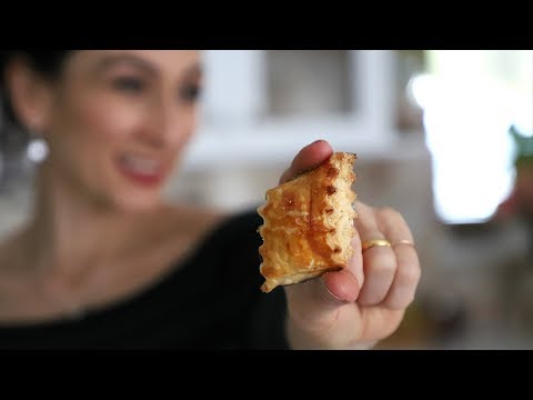 Видео: Армянская Гата из Слоёного Теста - Рецепт от Эгине - Heghineh Cooking Show in Russian