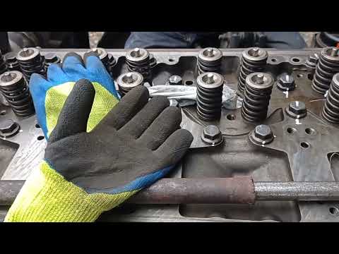 Видео: Сборка двигателя VOLVO FH D12D