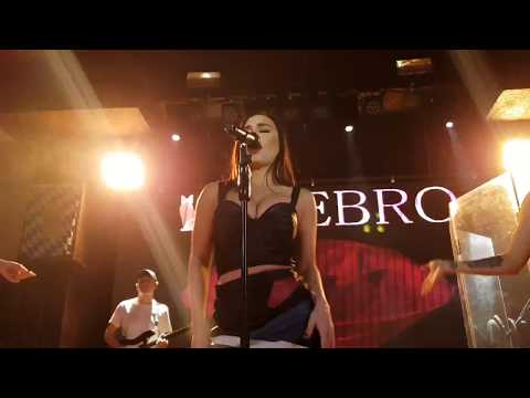 Видео: SEREBRO - Перепутала (Максимильянс, 3.10.2018)