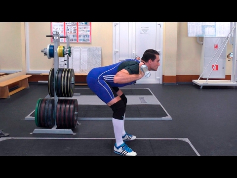 Видео: Наклоны со штангой на плечах: техника и нюансы