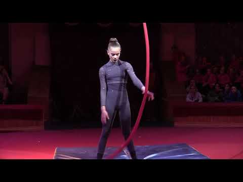 Видео: Алиса Вардосанидзе - гимнастка на корд де парели (2022) FHD