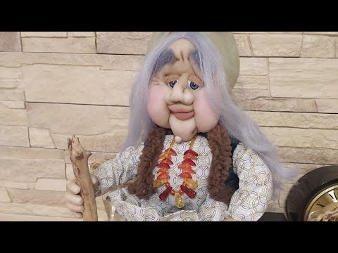 Видео: кукла из капрона Баба-Яга. (футляр)часть 3. Делаем голову и завершаем работу.