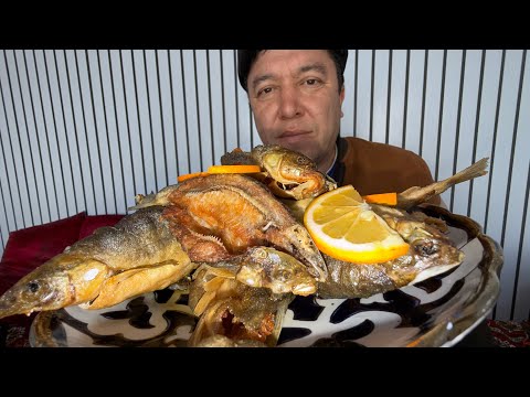 Видео: Как в Узбекистане Жарят Рыбу ! Горная рыба - Маринка!