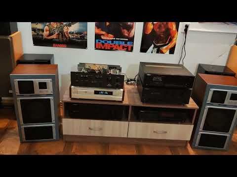 Видео: Усилитель Akai AM-2400 (1978 г.в.)
