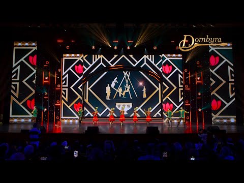 Видео: «Ақкербез» би ансамблі - «Қыз қуу» биі