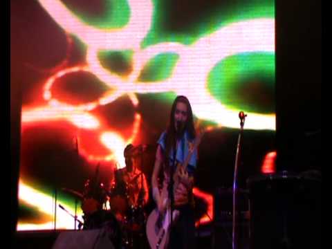 Видео: Вопросы и пение с залом - Алматы 10.06.10