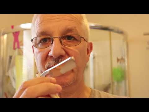 Видео: Тест опасных бритв Coticule VS Arcansas straight razors shaving test C.V.Heljestrand MK31 Eskilstuna