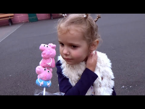 Видео: ВЛОГ Макс и Катя в парке для малышей