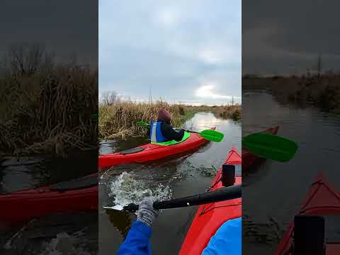 Видео: Выгул каяков Stracha на р. Ржавка.