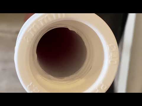 Видео: Трубы по потолку, перенос Кухни,полипропилен канализация, врезка в стояк канализации, сололифт грунф