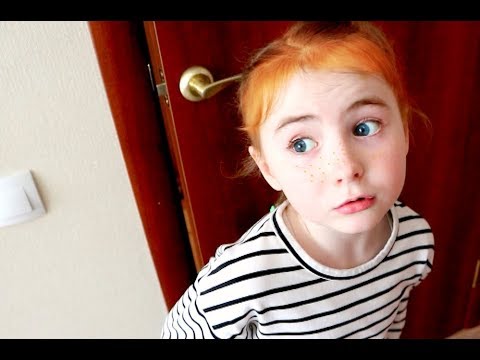 Видео: Обыскали ДОМ РЫЖЕЙ ! Деревенщина - ВОРОВКА