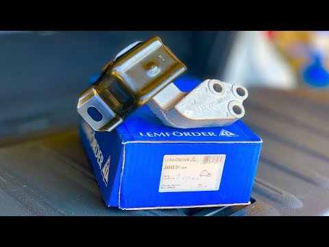 Видео: Замена правой подушки двигателя Smart ForTwo. Как заменить правую подушку двигателя Смарт.