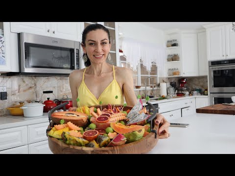 Видео: Купила 5 Тропических Фруктов за $100 Плюс Бесплатный Розовый Ананас - Эгине - Heghineh Vlogs in Rus