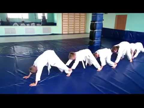 Видео: Айкидо  Детская тренировка  Короткий фильм