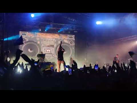 Видео: Бумбокс - Ой у лузі червона калина (на біс, Варшава 26.08.22)