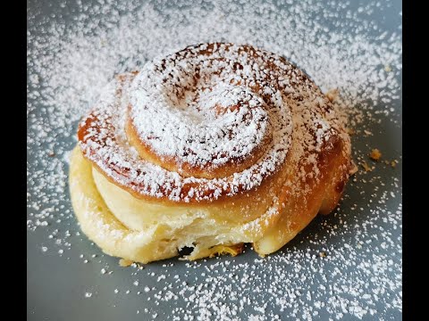 Видео: Очень вкусные, нежные, слоистые булочки из дрожжевого теста со сливочным вкусом в термомикс!!!