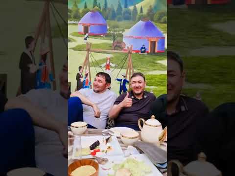 Видео: Айгүл мен Кенжегүл ,,Кездесерміз біз әлі,, Шынберген Сүлейменовтың әні.