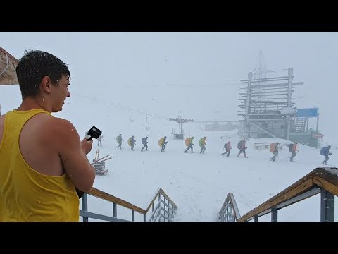 Видео: ✅Горная болезнь как она есть 😨 Попали в метель 🚲 Покорение Эльбруса на Электро Вело