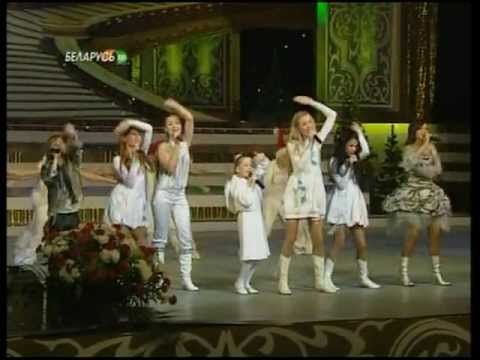 Видео: Ксения Ситник и др. "Новый год"
