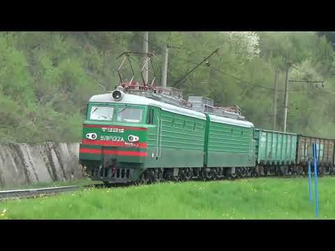 Видео: Царство зеленых ВЛ11М | Интенсивное движение в Карпатах | толкачи