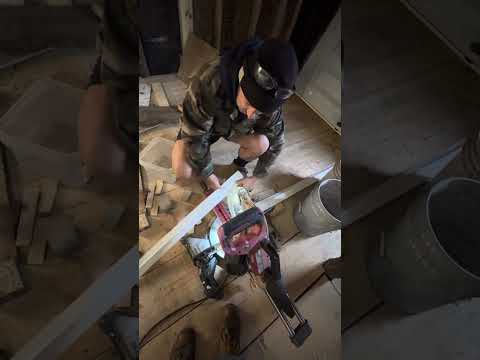 Видео: Как установить дверной доводчик на входную дверь