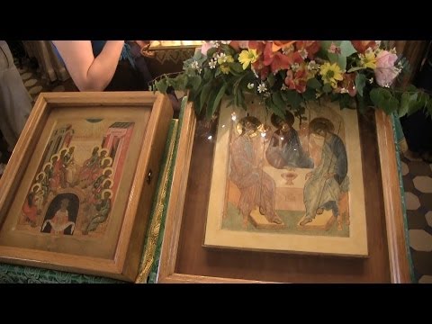 Видео: Проповедь на День Святой Троицы. Пятидесятница (2014.06.08)