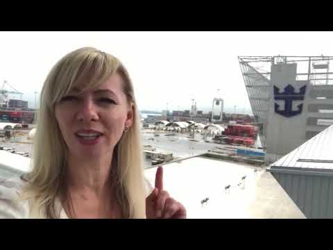 Видео: ОНИ ПЕРВЫЙ РАЗ НА КРУИЗЕ, САМЫЙ БОЛЬШОЙ КРУИЗ В МИРЕ SYMPHONY OF THE SEAS