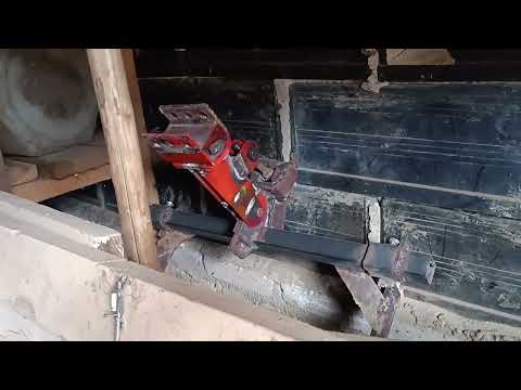 Видео: Мотоблок китаец с плугом