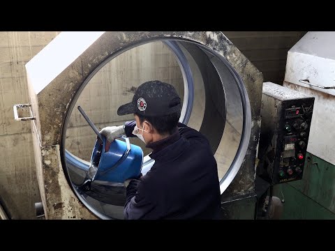 Видео: Процесс массового производства пуговиц. Старая корейская фабрика по производству пуговиц