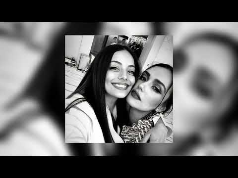 Видео: Катя Кищук про Олю Серябкину / о группе SEREBRO, дружбе с Олей, гастролях, нудистском пляже