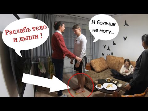 Видео: СТОИМ НА ГВОЗДЯХ ? ДОСКА САДХУ - ЧТО ЭТО ТАКОЕ ? ПРОЦЕСС ВОЗДЕЙСТВИЯ НА РЕФЛЕКТОРНЫЕ ТОЧКИ