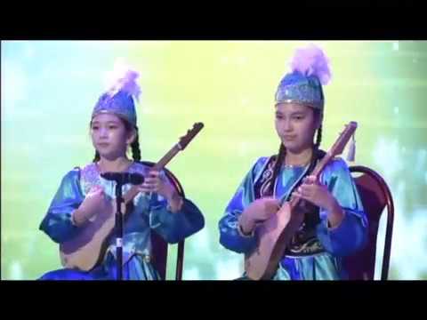 Видео: Абдубекова Фаризат Мурас ансамблинин 15 жылдык юбилеине арналган концерти 2017 жыл
